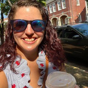 Meet your Posher, Meredith